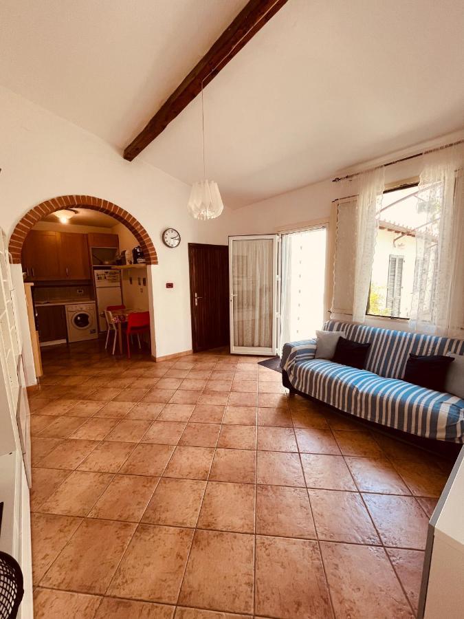 ליבורנו Eremomarino Apartment מראה חיצוני תמונה
